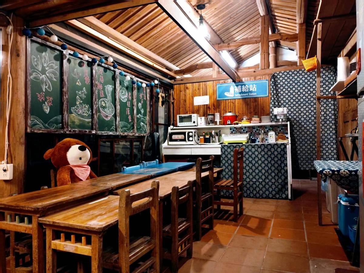 Matsu 1st Hostel Nangan Buitenkant foto