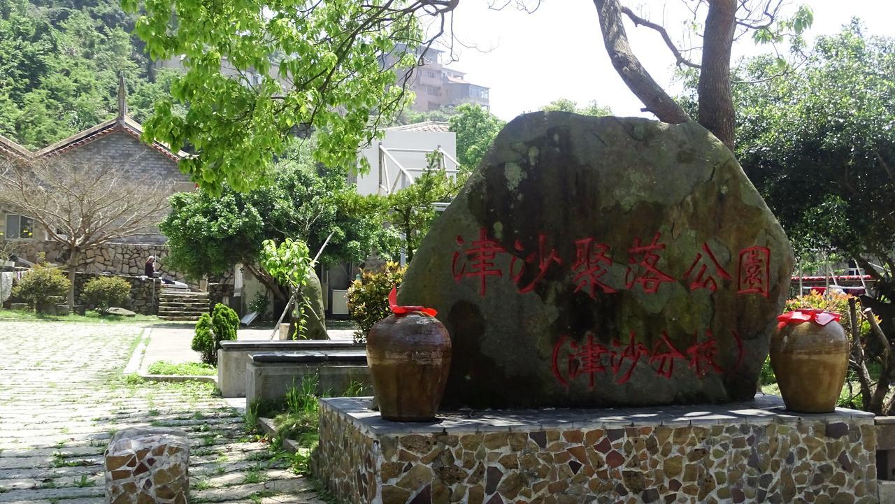 Matsu 1st Hostel Nangan Buitenkant foto