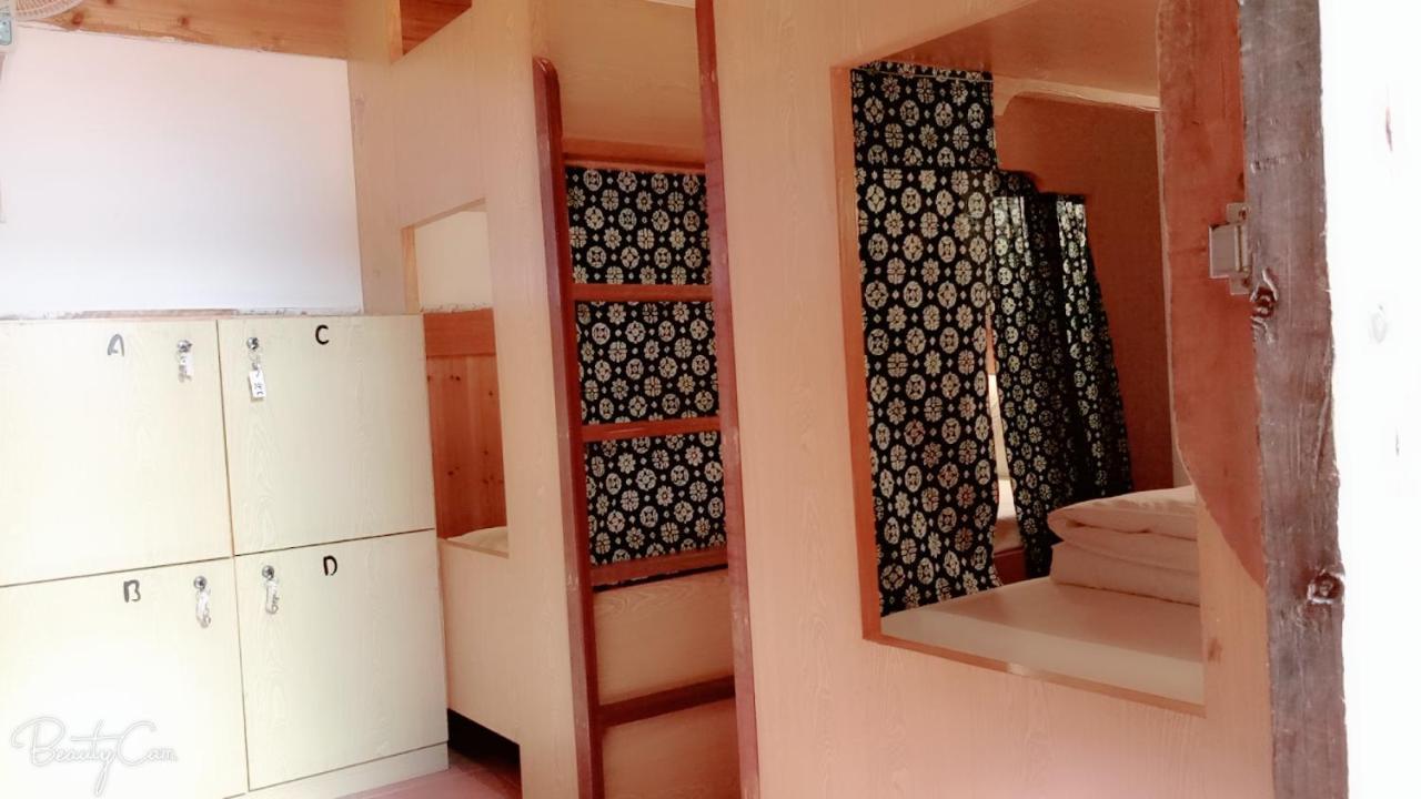 Matsu 1st Hostel Nangan Buitenkant foto